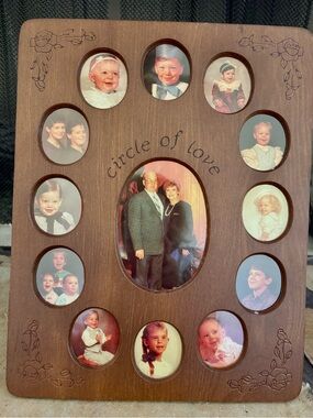 Circle of Love Wooden Multi-Photo Frame - Brown New in the box.